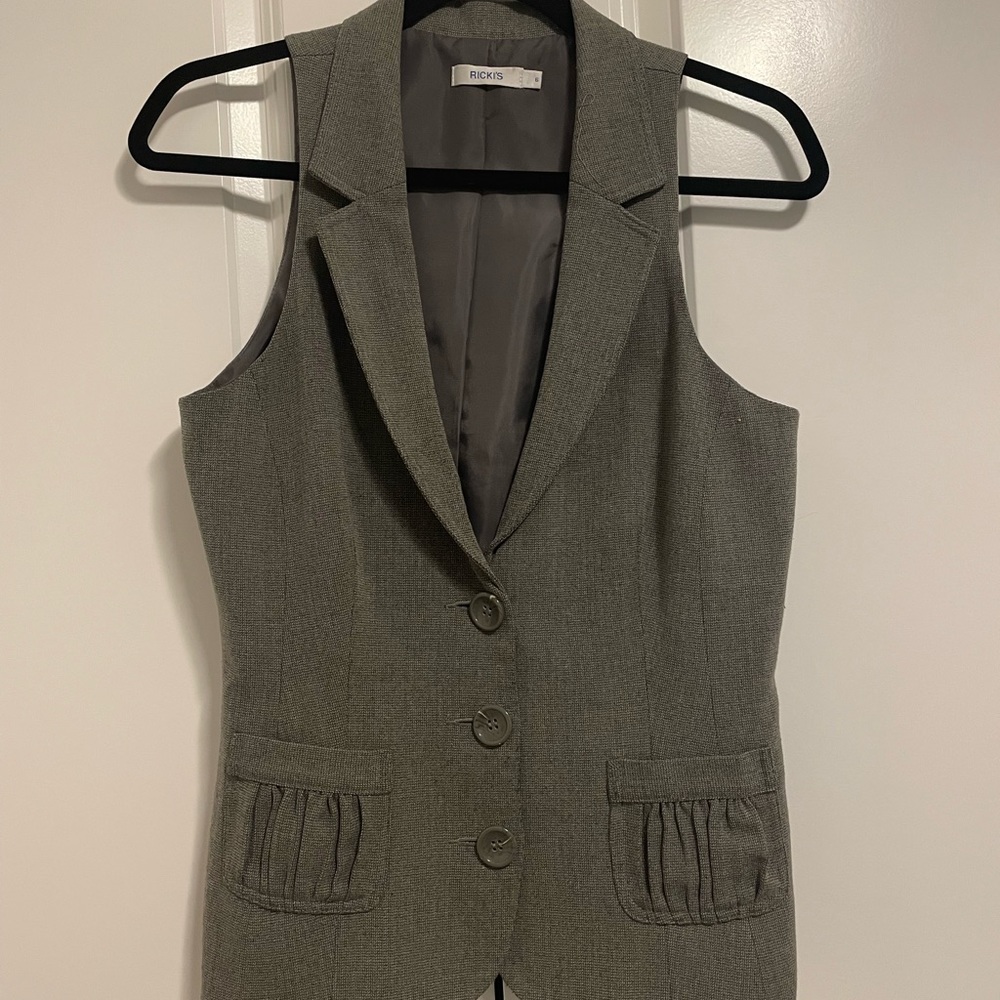 Rickis vest size 6